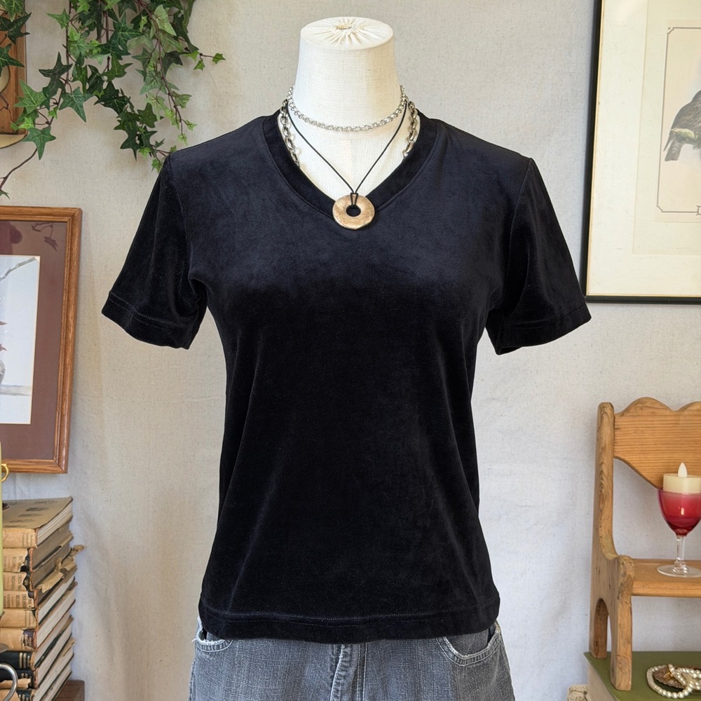 Black Velour V-Neck Energie Baby Tee Goth Grunge Y2K Vintage Large Velvet 90s